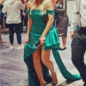 Portia and scarlet satin gown worn to a Christmas party, no damage Size 6